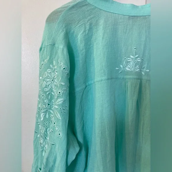NWT soft surroundings 2X button down blouse roll tab sleeves aqua - Picture 7 of 10